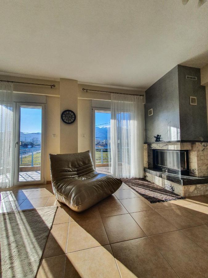 Olympian Two Floor Apartment レプトカリヤ エクステリア 写真
